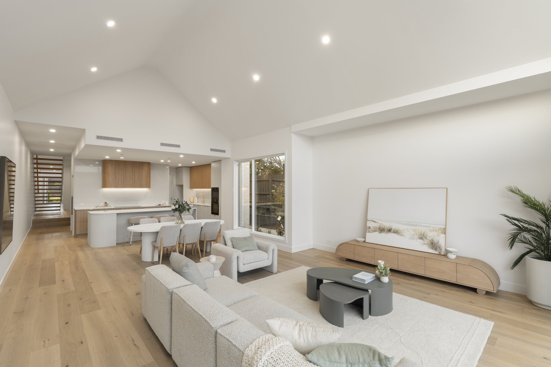 24A Ti-Tree Grove — interior