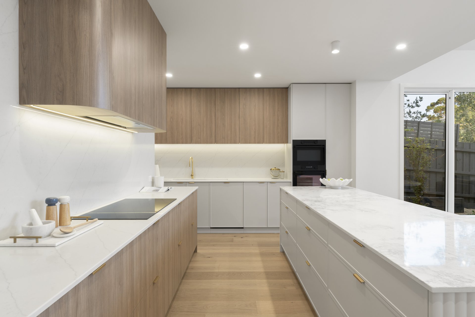 24A Ti-Tree Grove — kitchen